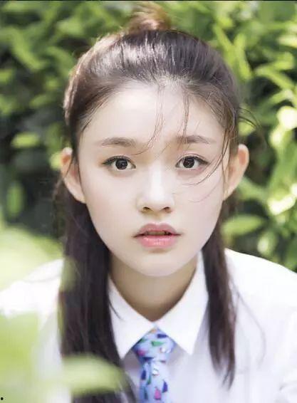 发带吃瓜博主,揭秘娱乐圈幕后真相