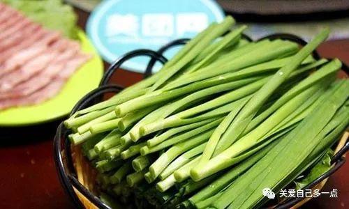 吃瓜蒙主韭菜,网络热词背后的社会现象