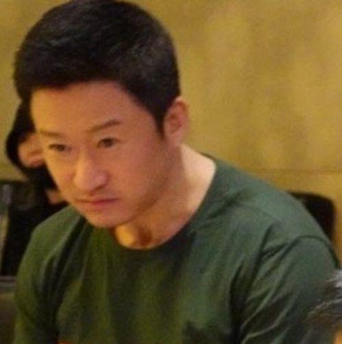 檀健次吃瓜表情,解锁娱乐圈最新“表情包”密码