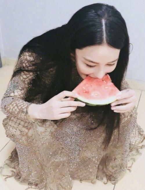 情感大师吃瓜,揭秘娱乐圈背后的情感纠葛